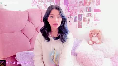       online show from February 2025 02:33:02 PM