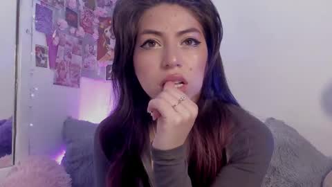       online show from September 2025 07:04:01 PM