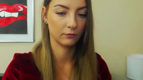 NatalieSexy online show from November 2025 07:18:01 AM