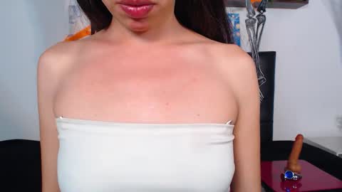 Snapshot of nataliiagp chatting on October 2025 04:44:01 AM Natalia online show from October 2025 04:44:01 AM