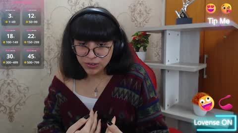 Snapshot of nataly_cloud chatting on December 2024 12:06:01 PM N A T A L Y online show from December 2024 12:06:01 PM