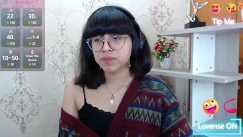 Snapshot of nataly_cloud chatting on December 2024 12:49:02 PM N A T A L Y online show from December 2024 12:49:02 PM