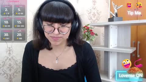 Snapshot of nataly_cloud chatting on December 2024 01:18:02 PM N A T A L Y online show from December 2024 01:18:02 PM