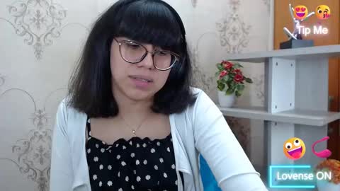 Snapshot of nataly_cloud chatting on December 2024 12:23:02 PM N A T A L Y online show from December 2024 12:23:02 PM