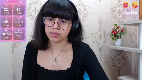 Snapshot of nataly_cloud chatting on January 2025 12:50:02 PM N A T A L Y online show from January 2025 12:50:02 PM