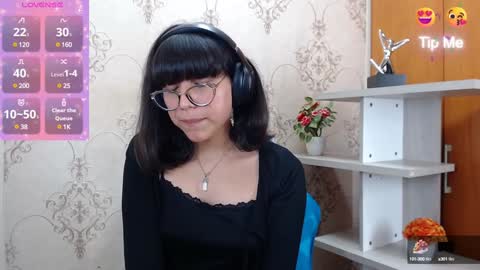Snapshot of nataly_cloud chatting on January 2025 03:53:02 PM N A T A L Y online show from January 2025 03:53:02 PM