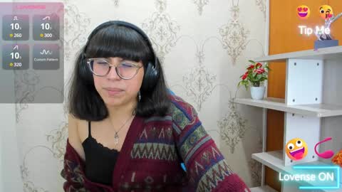 Snapshot of nataly_cloud chatting on January 2025 04:22:01 PM N A T A L Y online show from January 2025 04:22:01 PM