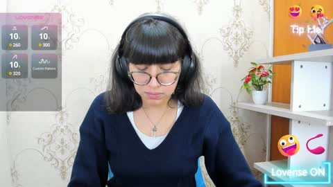 Snapshot of nataly_cloud chatting on January 2025 12:48:02 PM N A T A L Y online show from January 2025 12:48:02 PM