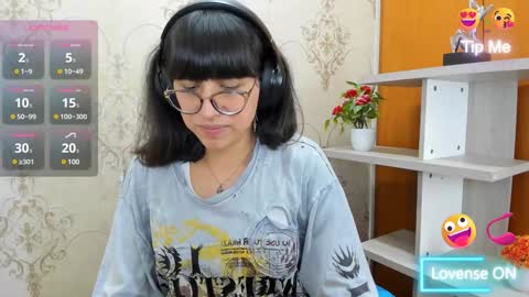 Snapshot of nataly_cloud chatting on February 2025 03:36:02 PM N A T A L Y online show from February 2025 03:36:02 PM