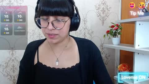 Snapshot of nataly_cloud chatting on February 2025 04:24:02 PM N A T A L Y online show from February 2025 04:24:02 PM