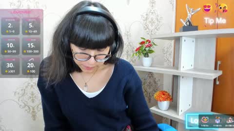 Snapshot of nataly_cloud chatting on February 2025 12:50:01 PM N A T A L Y online show from February 2025 12:50:01 PM