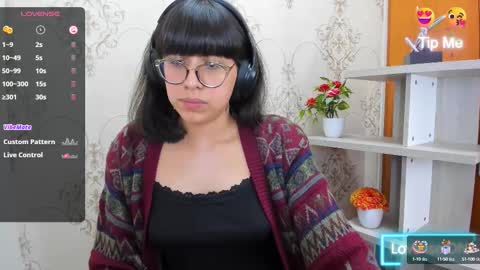 Snapshot of nataly_cloud chatting on February 2025 12:48:01 PM N A T A L Y online show from February 2025 12:48:01 PM