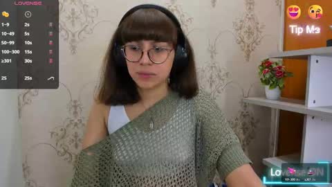Snapshot of nataly_cloud chatting on February 2025 12:48:02 PM N A T A L Y online show from February 2025 12:48:02 PM