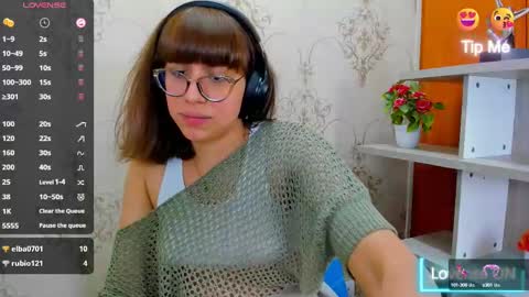 Snapshot of nataly_cloud chatting on February 2025 04:32:01 PM N A T A L Y online show from February 2025 04:32:01 PM