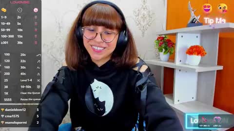 Snapshot of nataly_cloud chatting on March 2025 04:00:02 PM N A T A L Y online show from March 2025 04:00:02 PM