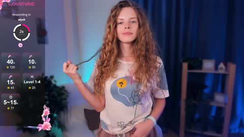 Snapshot of nataly_hello chatting on December 2024 08:09:02 AM Natalie online show from December 2024 08:09:02 AM