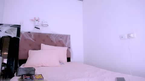 Snapshot of nataly_mcry chatting on October 2025 07:36:02 PM NATALY online show from October 2025 07:36:02 PM