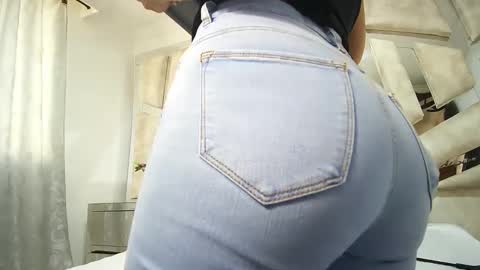 Natalye foster online show from December 2024 07:34:02 PM