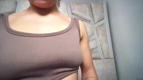 Natalye foster online show from February 2025 06:39:01 PM