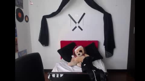 Snapshot of natalyescobar_lx chatting on January 2025 06:19:01 PM Nataly Escobar online show from January 2025 06:19:01 PM