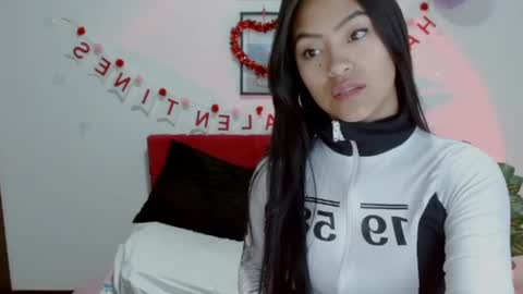 Snapshot of natalyescobar_lx chatting on September 2025 12:28:02 PM Nataly Escobar online show from September 2025 12:28:02 PM