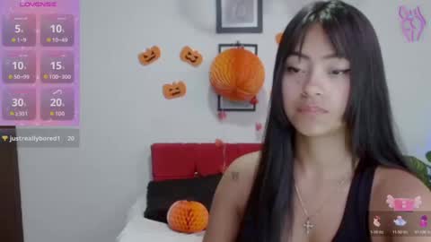 Snapshot of natalyescobar_lx chatting on October 2025 01:03:02 PM Nataly Escobar online show from October 2025 01:03:02 PM