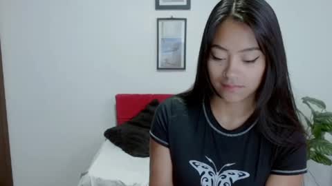 Nataly Escobar online show from January 2026 12:31:01 PM