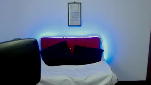 Nataly Escobar online show from February 2026 01:53:02 PM