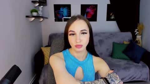 Snapshot of natalyfreman chatting on December 2024 01:07:02 PM Nataly online show from December 2024 01:07:02 PM