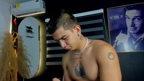 Snapshot of natan_77 chatting on February 2025 10:28:02 AM natan_77 online show from February 2025 10:28:02 AM