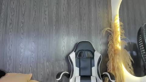 natan_77 online show from February 2026 05:12:02 AM