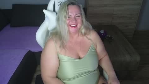 Snapshot of natascha1202 chatting on December 2024 11:20:02 PM Natalli online show from December 2024 11:20:02 PM