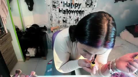 Natasha Bernett online show from October 2025 04:05:01 PM