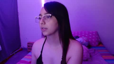 Naty Jg online show from January 2025 10:22:01 PM