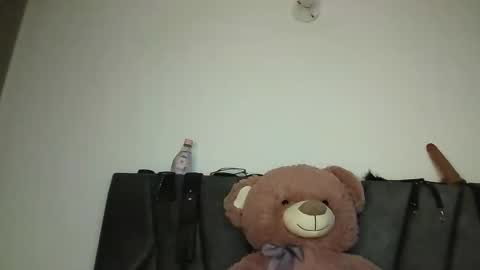 Snapshot of natasha_kein chatting on November 2025 07:01:02 PM natalia online show from November 2025 07:01:02 PM