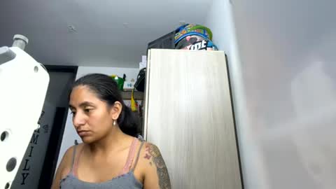 natasha_shine22 online show from August 2026 11:29:01 PM