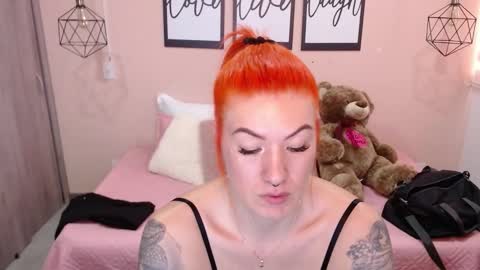 Snapshot of natasha_woo chatting on January 2025 08:54:01 PM Nat online show from January 2025 08:54:01 PM