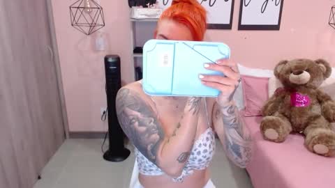 Snapshot of natasha_woo chatting on January 2025 12:53:01 PM Nat online show from January 2025 12:53:01 PM