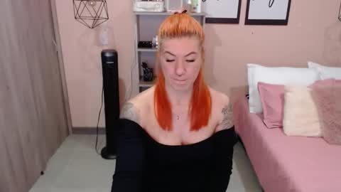 Snapshot of natasha_woo chatting on February 2025 01:34:01 AM Nat online show from February 2025 01:34:01 AM