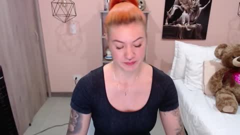 Snapshot of natasha_woo chatting on February 2025 02:39:02 AM Nat online show from February 2025 02:39:02 AM