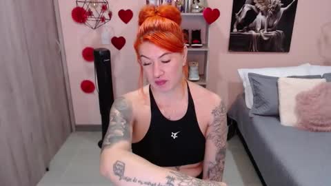 Snapshot of natasha_woo chatting on February 2025 11:33:02 PM Nat online show from February 2025 11:33:02 PM