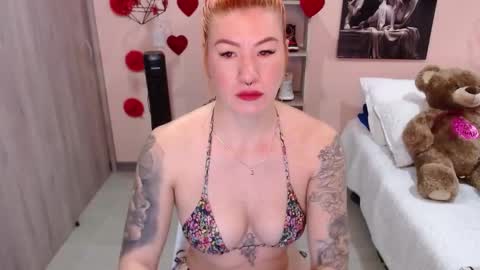 Snapshot of natasha_woo chatting on March 2025 12:23:02 PM Nat online show from March 2025 12:23:02 PM