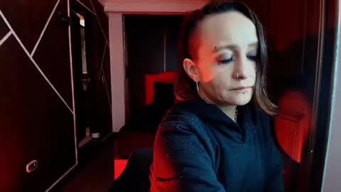 Natasha Mason online show from February 2025 11:44:02 AM