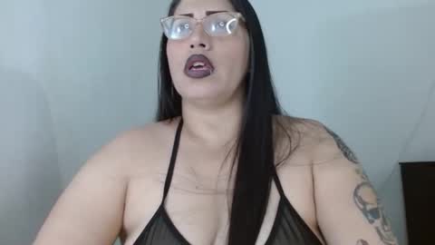 Natasha Smithe  online show from February 2026 11:01:01 PM