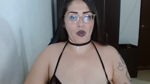 Natasha Smithe  online show from April 2026 04:01:01 AM