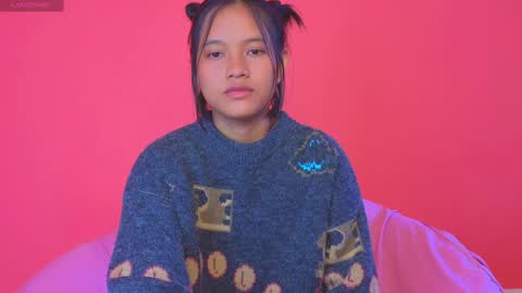 Snapshot of natchac chatting on December 2024 01:43:01 AM Natcha C online show from December 2024 01:43:01 AM