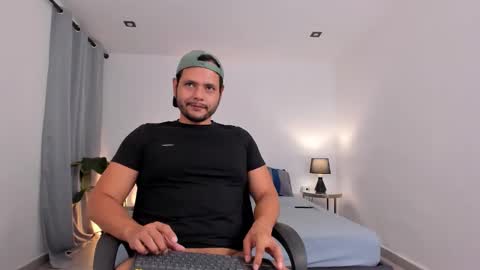 Nate Ocean online show from December 2025 12:30:01 AM