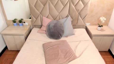 NATH QUIM online show from January 2025 02:50:01 AM