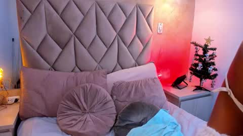 Snapshot of nath_quim chatting on November 2025 08:30:01 PM NATH QUIM online show from November 2025 08:30:01 PM