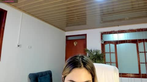 nathaly sky online show from January 2025 10:37:02 AM